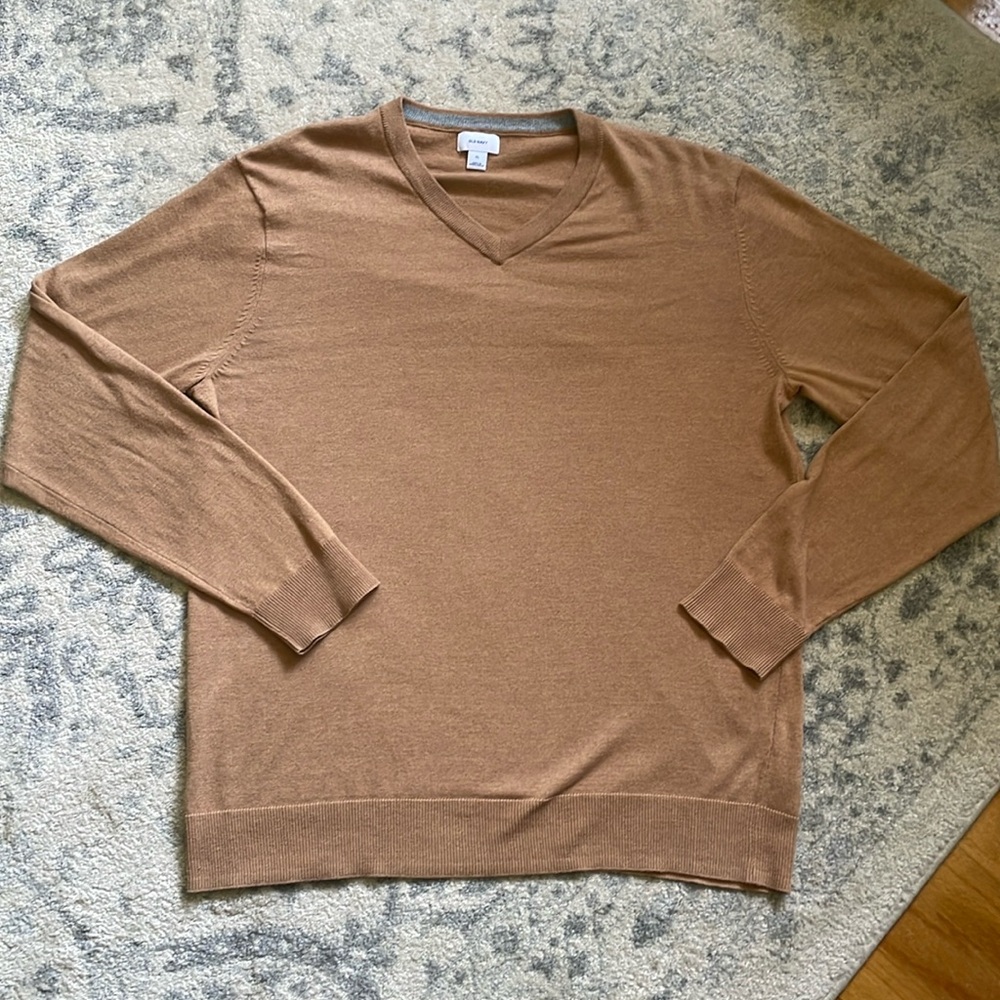 Men’s Old Navy V-neck Sweater